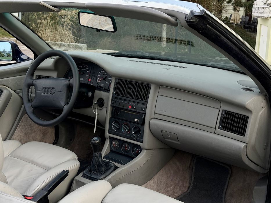 Audi 80 cabriolet 1.8 adr piekny stan rezerwacja