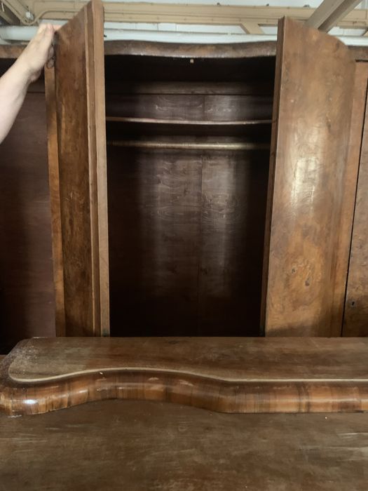 Szafa Art Deco do renowacji