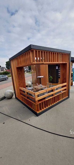 Altana, altanka drewniana, wiata weranda konstrukcja drewno Okoume