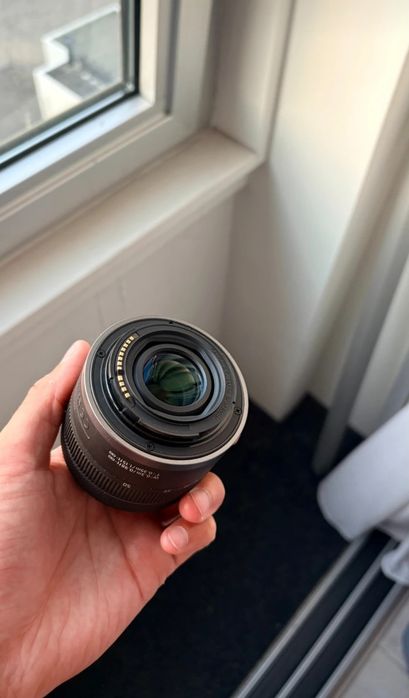 Canon EOS RP + Lente RF 24-50mm + 5 baterias e carregadores
