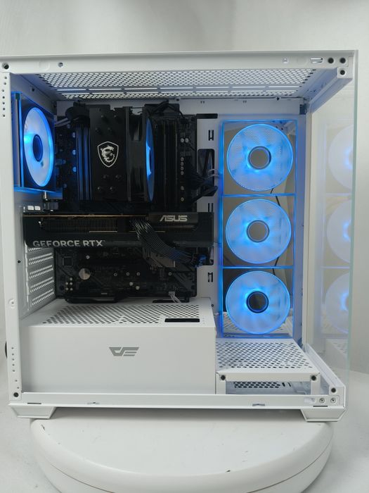 Komputer Gamingowy Ryzen 7 5700, RX 9070 XT, 16 GB,SSD,Win 11 Pro