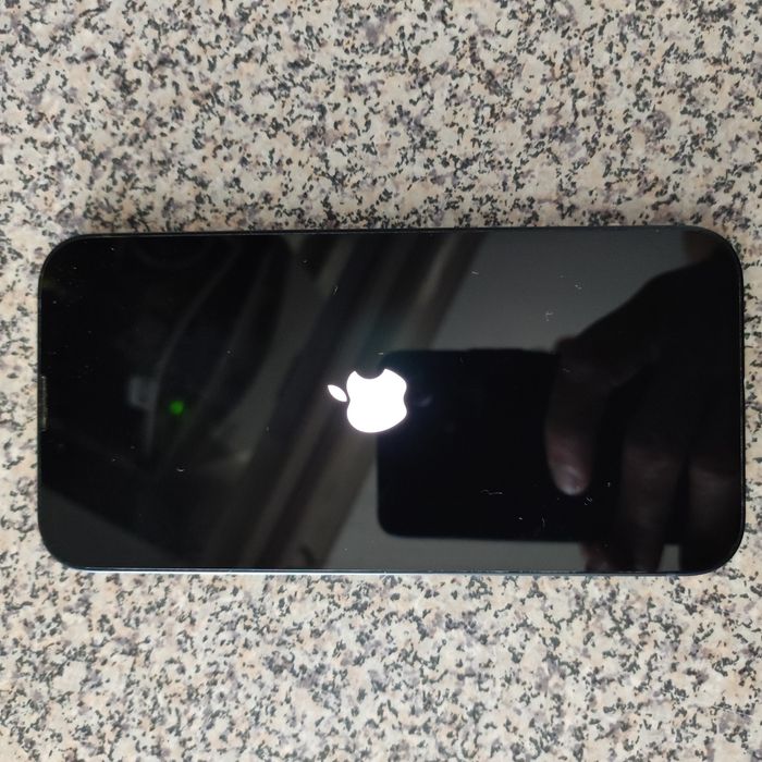 iPhone 13 Midnight