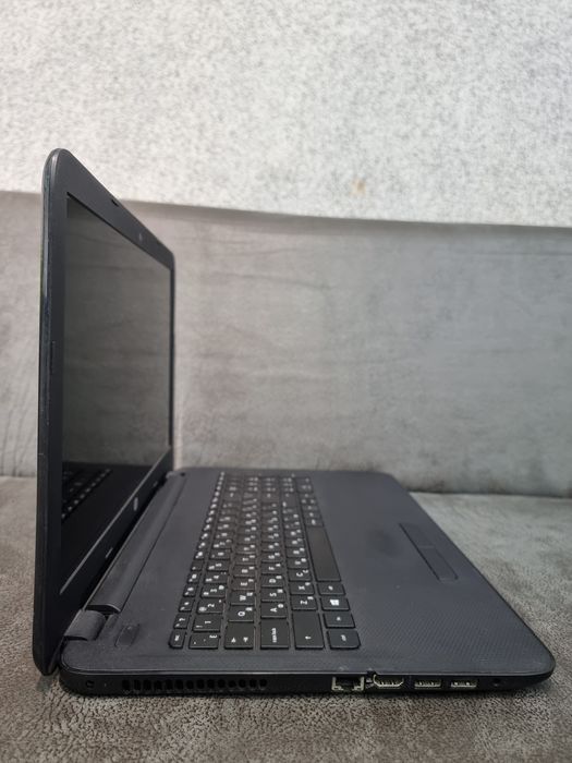 Ноутбук HP 15-AC653UR