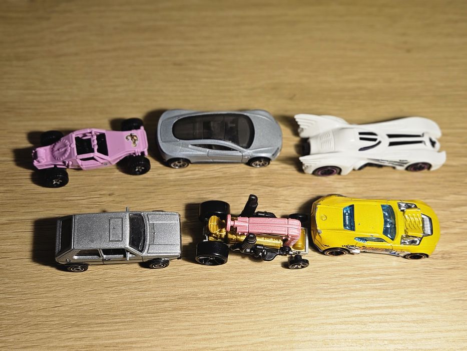 Samochody hot wheels