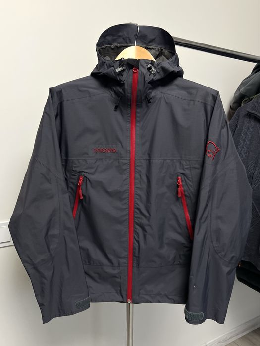 Демисезона мембранна куртка вітровка Norrona Gore Tex Paclite