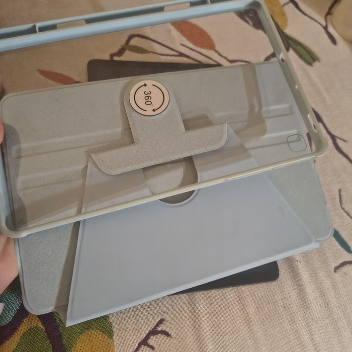 Samsung Galaxy tab s6 lite z etui i s penem