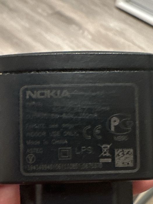 Оригинальное зарядное нокия