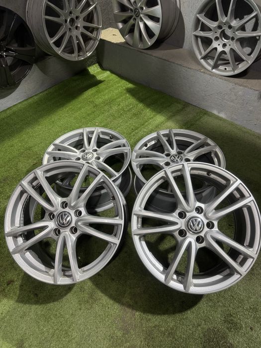 Диски титани 5:112r17 Volkswagen Skoda Audi Комплект Оригінал Б/у