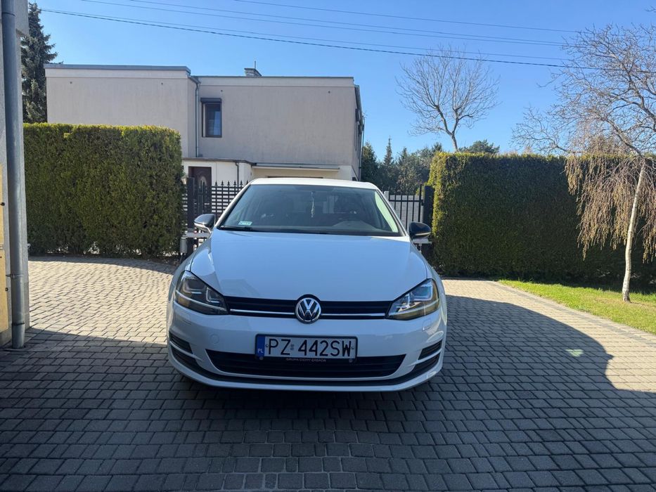 Volkswagen Golf VII