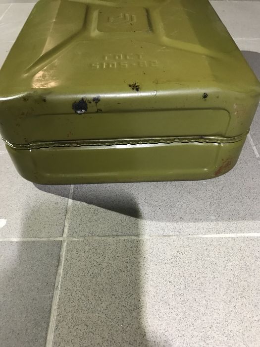 Каністра 20л