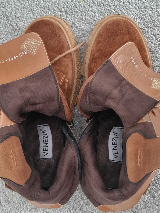 Zamszowe botki damskie Venezia, r.39