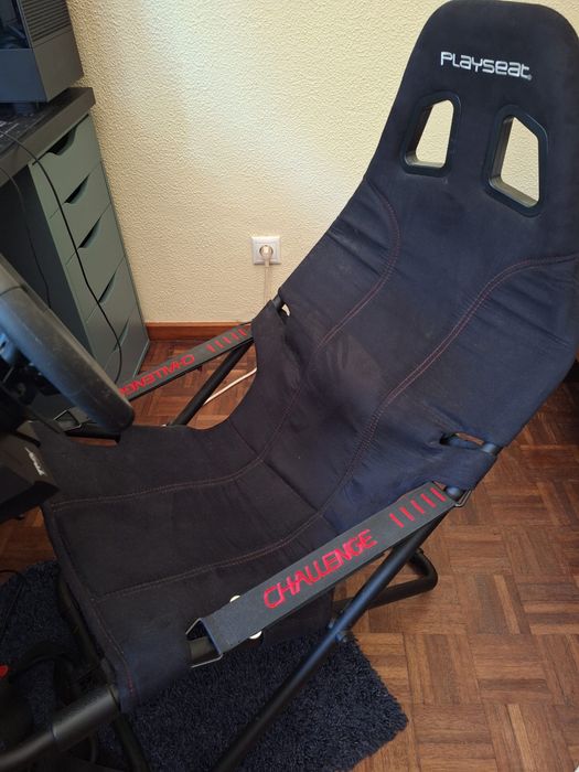 Playseat + Volante Thrustmaster Tmx Pro