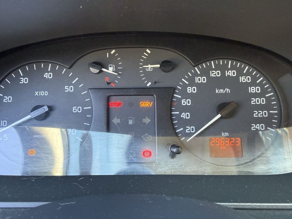 Renault Megane 2000 r. 1.4 16V benzyna + gaz