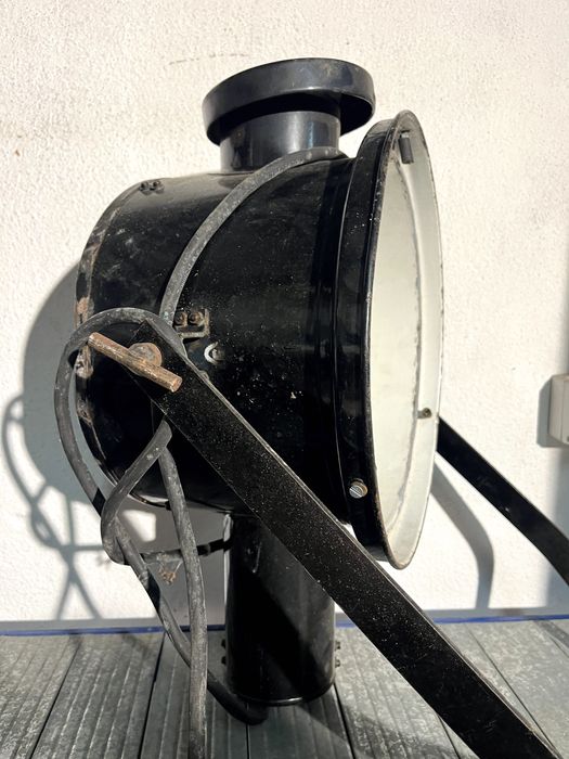 Par de lanternas sec. XX