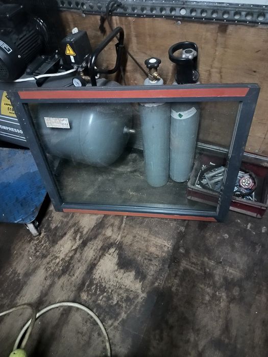 Okno aluminiowe jednoszybowe