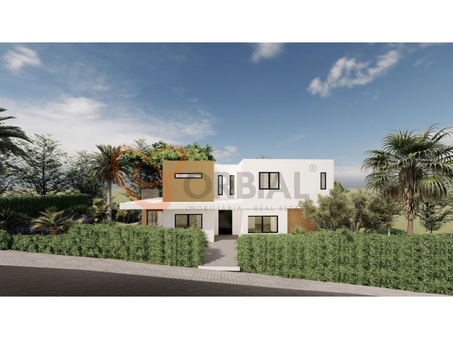 Plot of Land with Approved Project in Albufeira, Guia, Algarve...