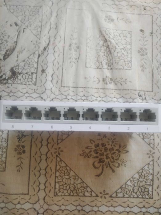 TP-LINK TL-SF1008D 8*100Мбіт/с