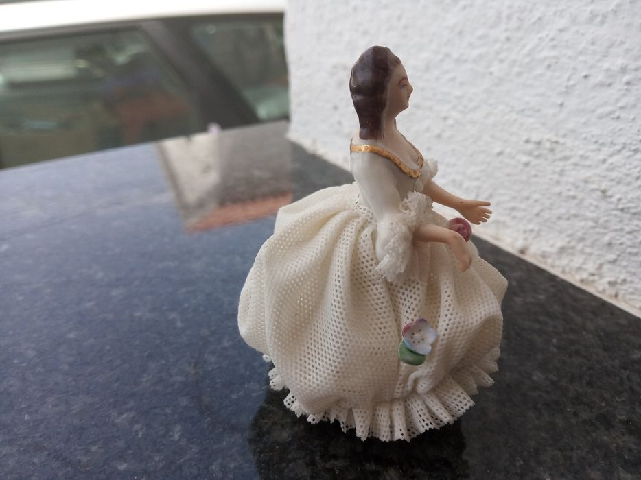Boneca Dresden 7 cm perfeita