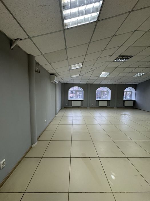 Топова локація. Пристижне приміщення від 75 кв.М. Центр міста