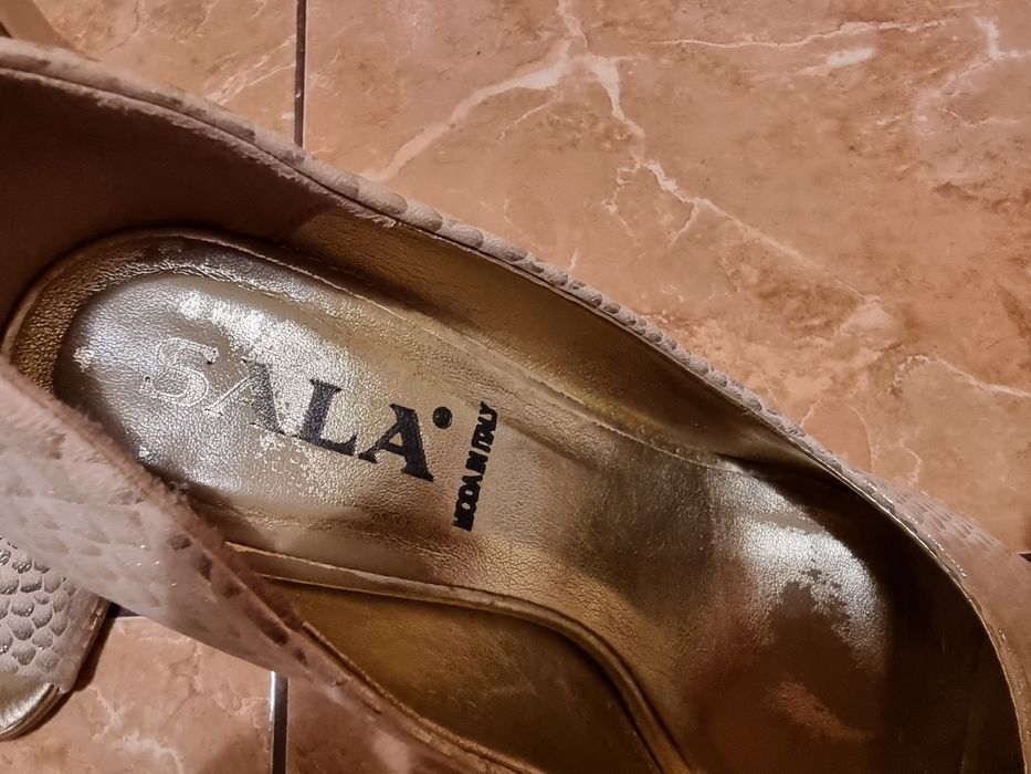 Buty damskie rozmiar 37 + Fleki