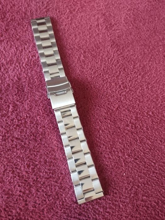 Bransoletka do zegarka z pełnych ogniw. 22mm