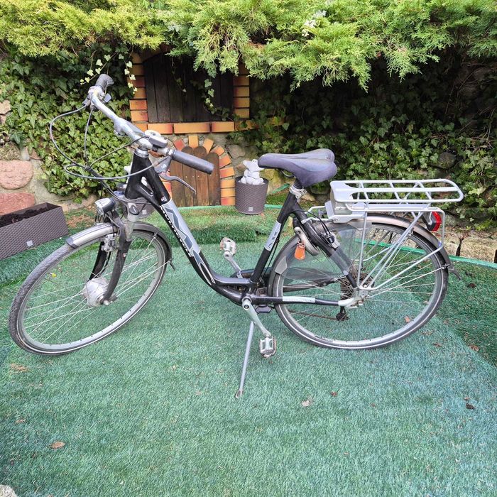 Sprzedam rower ze wspomaganiem elektrycznym.