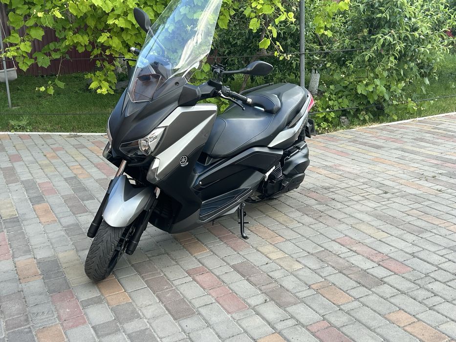Продам Yamaha X-Max 400