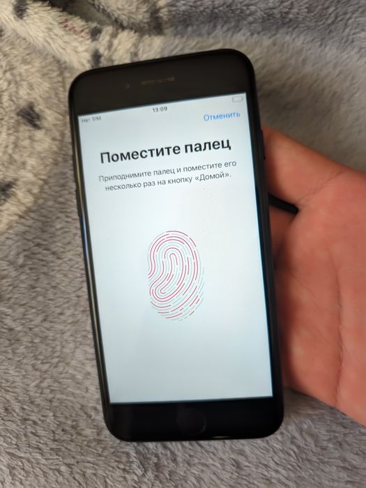 Продам iPhone 7 32gb newerlock