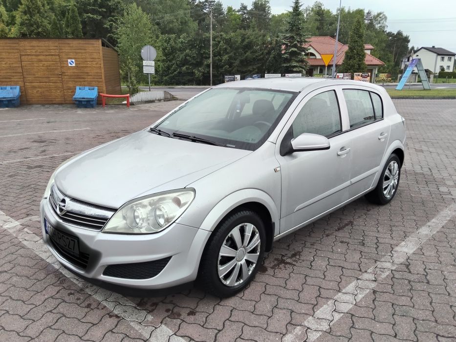 Opel Astra H Hatchback