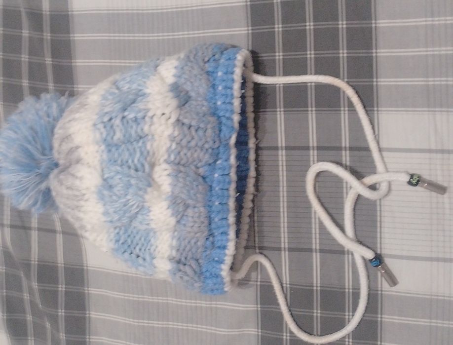 Дитячі речі комбінезони, курточки, взуття, коляска, годув. Стільчик