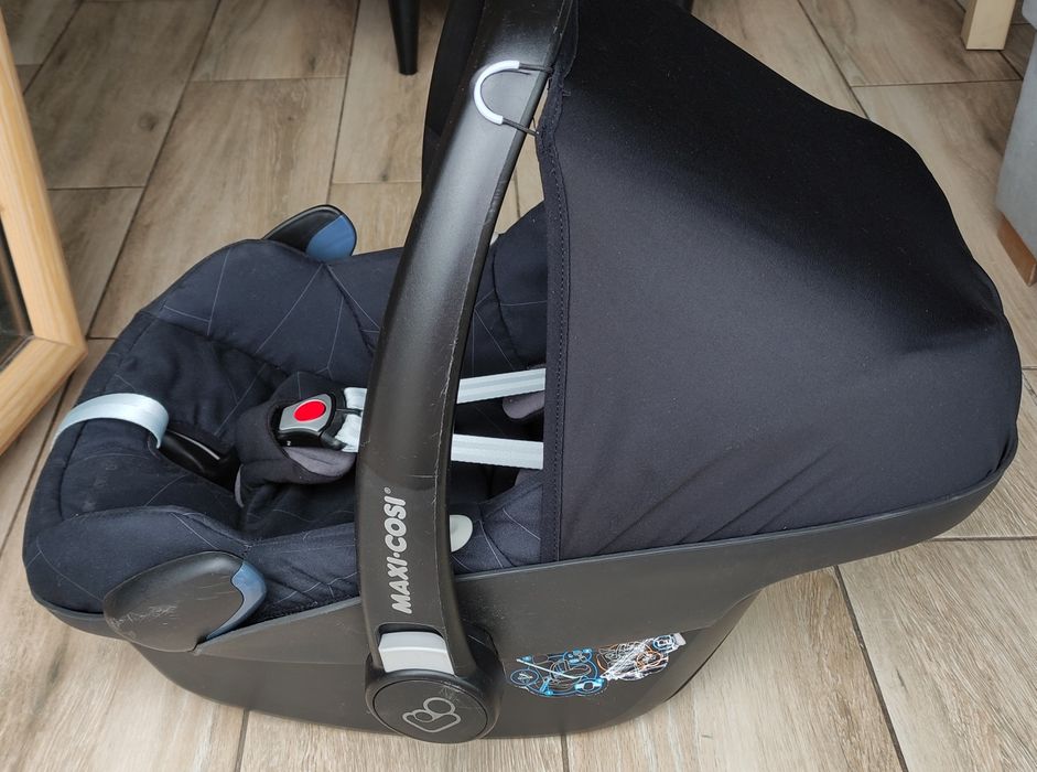 Fotelik Maxi Cosi Pebble, czarny, stan bardzo dobry, 0-13 kg