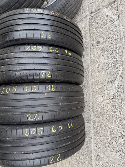 4 Opony 205/60/ 16  good year efficientgrip performance