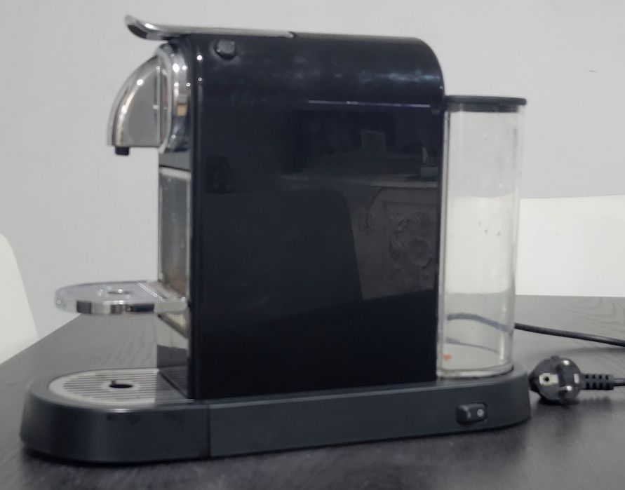 Máquina de café Nespresso-Cápsulas