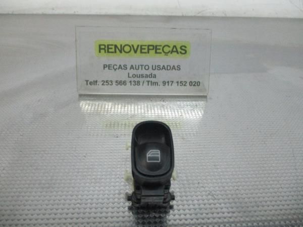 Comando / botão / interruptor vidros frente direito MERCEDES-BENZ Clas