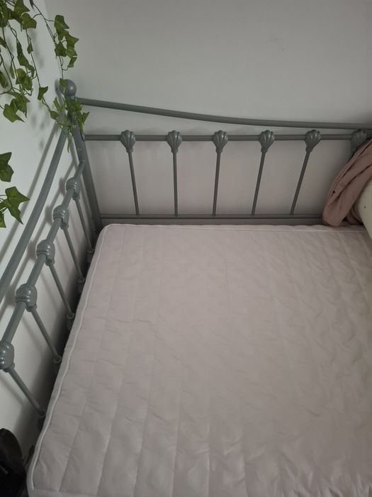 Łóżko metalowe rozkładane