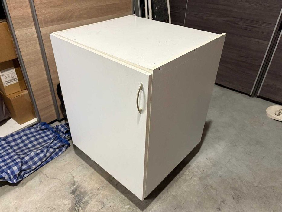 Secretaria + mesa + armário