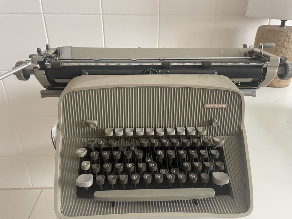 Maquina de escrever vintage
