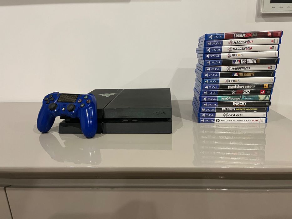 Ps4 + 15 jogos + comando edição limitada