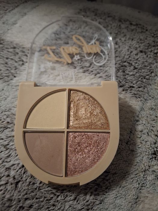 косметика палетки