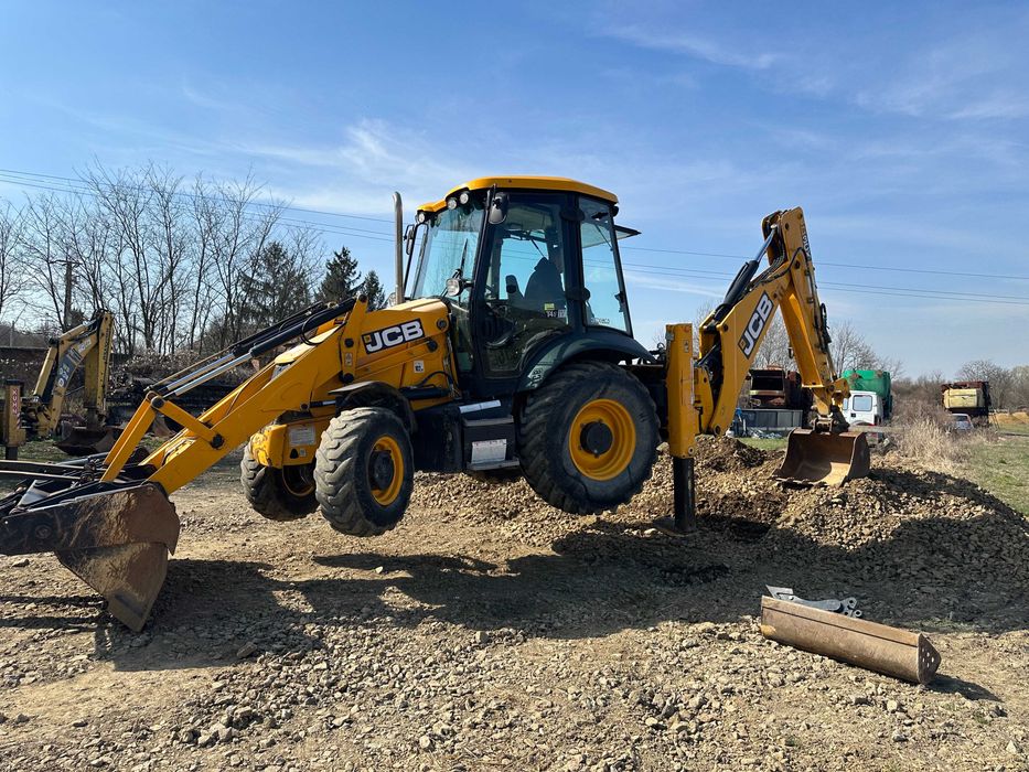 Екскаватор навантажувач JCB 3CX 2022