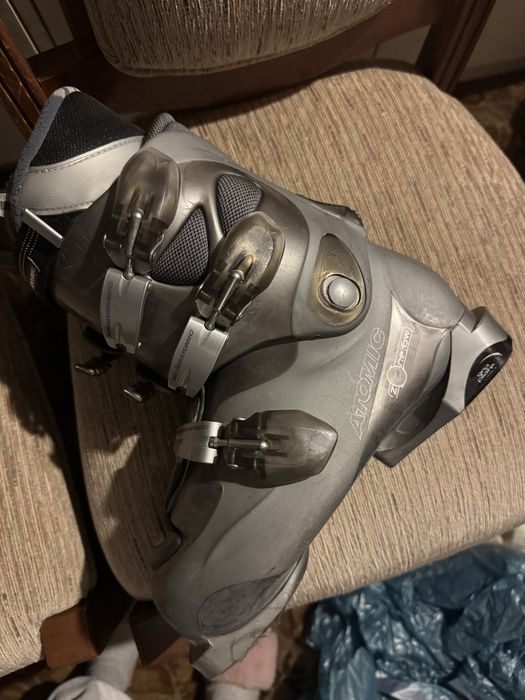 Buty narciarskie Atomic