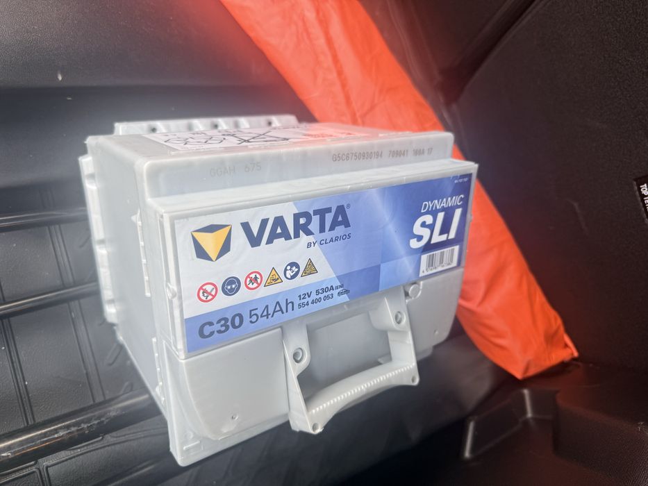 Vendo bateria varta nova comprada hoje 04/10