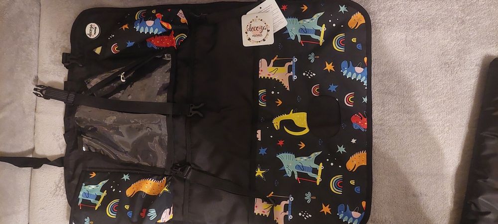 Продам дитячий столік в авто