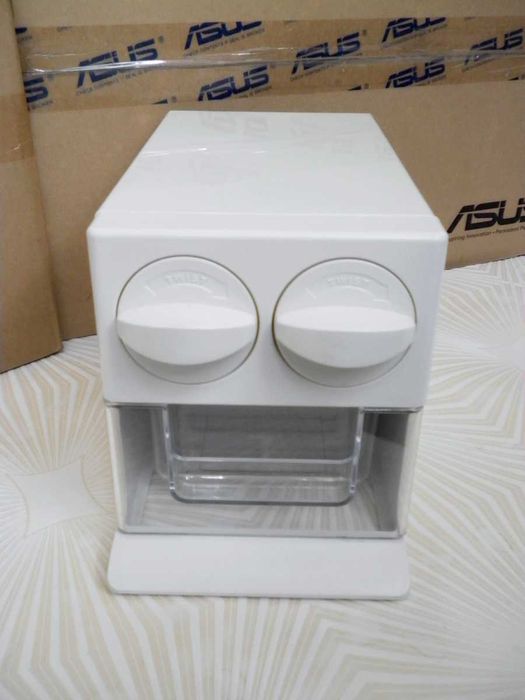 Ледница HITACHI Japan : мороженица (original)