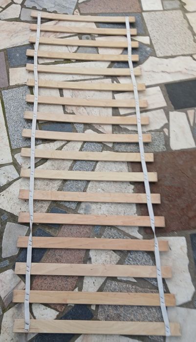 Estrado de ripas ikea