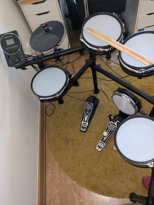 Bateria elétrica a venda em estado novo