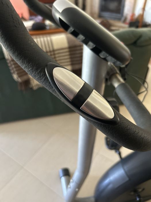 Stationary Bicycle455280395519928324