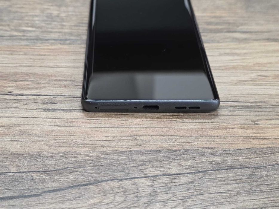 Motorola Moto G85 5G 8/256GB stan db gwarancja