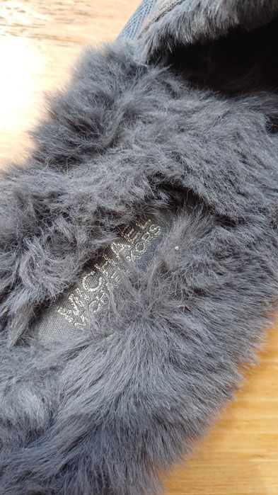 Продам тапули Michael Kors.