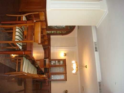 Дом 800 кв.Бассейн ,сауна,бильярд, генератор.До 20 человек